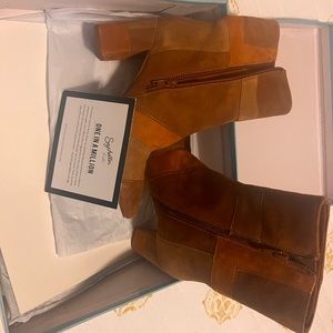 Never worn, super cute.